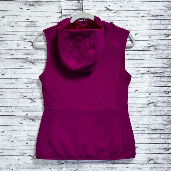 The North Face Reversible Caroluna Quilted Hooded Vest - Picture 2 of 12